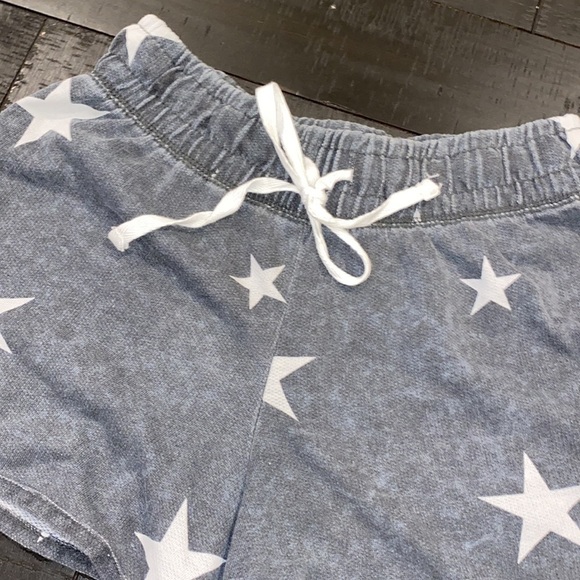 U.S. Vintage Collection Exist Star Charcoal Shorts - Picture 2 of 9